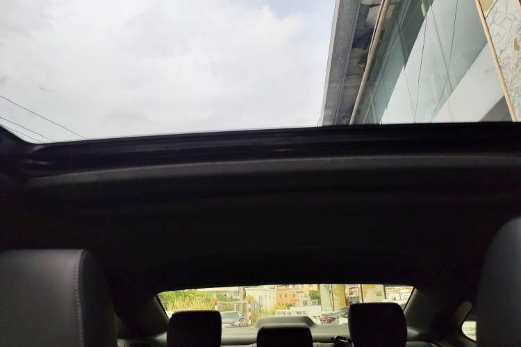 Used Honda Civic 2025 240TURBO CVT SmartFun Pro Headliner