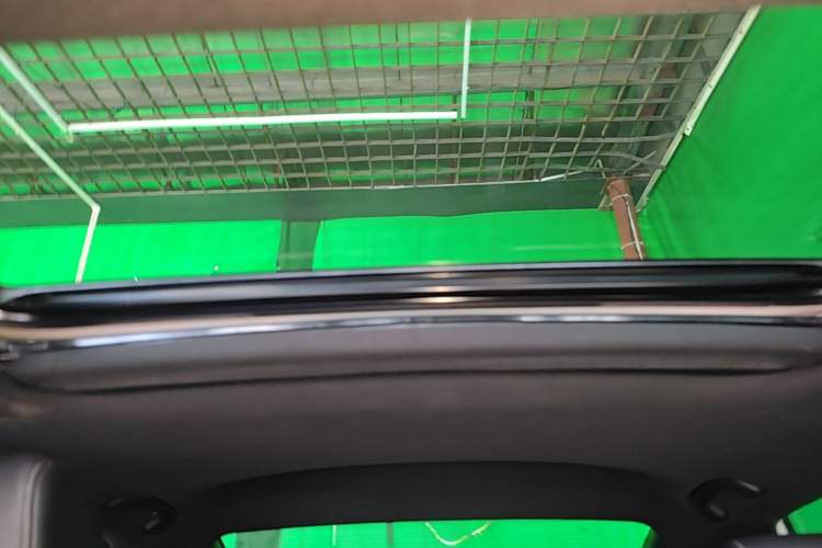 Used Honda Civic 2025 240TURBO CVT SmartFun Pro Headliner