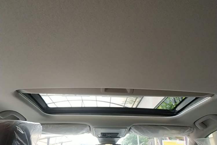 Used Honda Civic 2025 240TURBO CVT Smart & Fun Plus Headliner