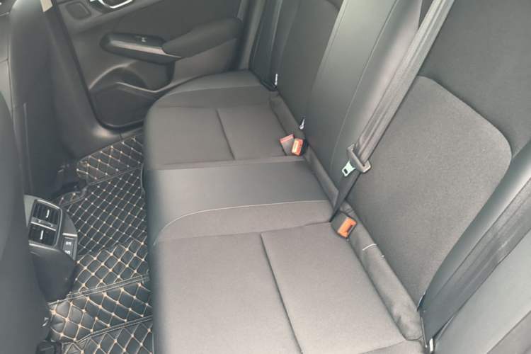 Used Honda Civic 2025 240TURBO CVT Smart & Fun Plus Left Rear Seat