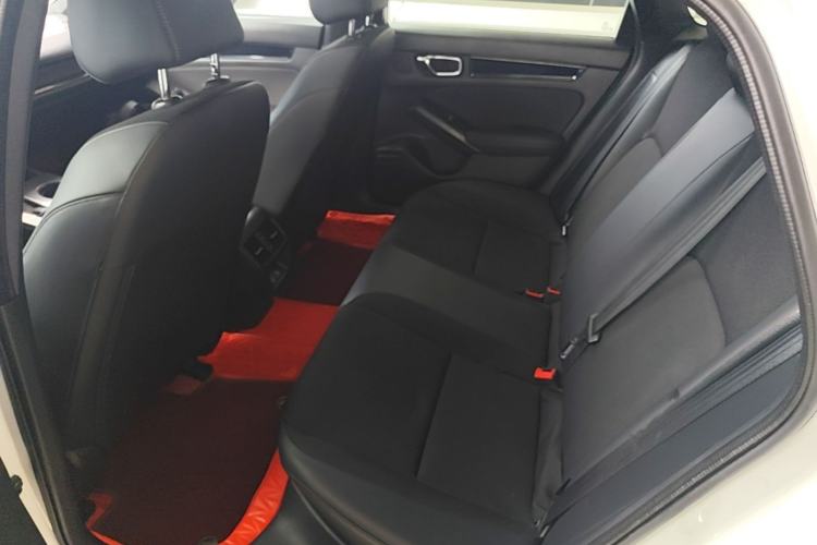 Used Honda Civic 2025 240TURBO CVT SmartFun Pro Left Rear Seat