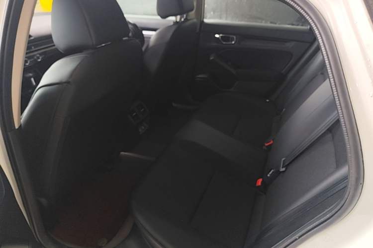 Used Honda Civic 2025 240TURBO CVT Smart & Fun Plus Left Rear Seat