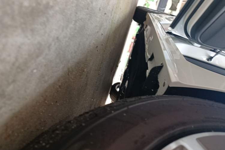 Used Honda Civic 2025 240TURBO CVT Smart & Fun Plus Left Side Sill