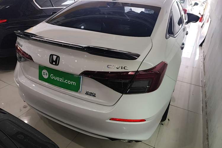 Used Honda Civic 2025 240TURBO CVT SmartFun Pro Rear Right 45 Deg