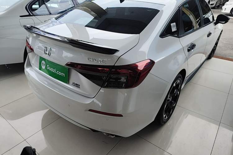 Used Honda Civic 2025 240TURBO CVT SmartFun Pro Rear Right 45 Deg