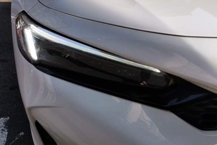 Used Honda Civic 2025 240TURBO CVT SmartFun Pro Right Front Headlight