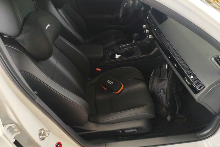 Used Honda Civic 2025 240TURBO CVT SmartFun Pro Right Front Seat