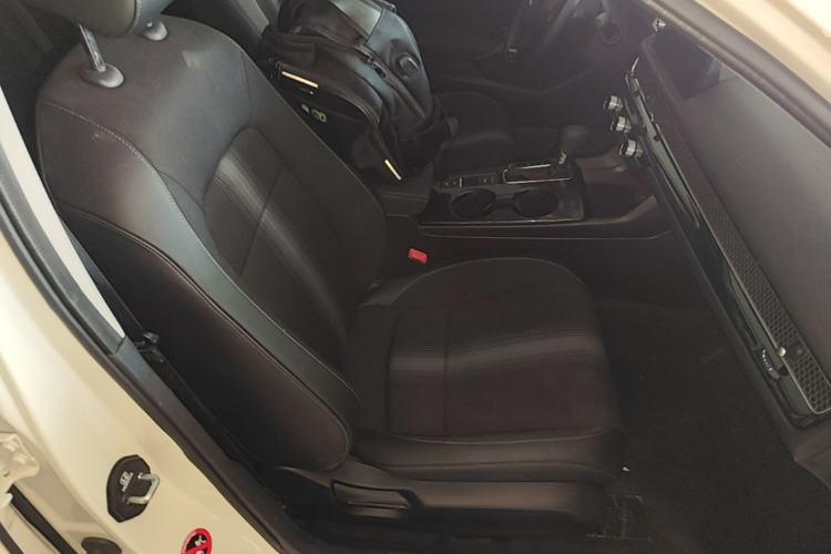 Used Honda Civic 2025 240TURBO CVT Smart & Fun Plus Right Front Seat