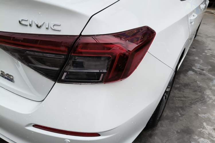 Used Honda Civic 2025 240TURBO CVT Smart & Fun Plus Right Rear Taillight