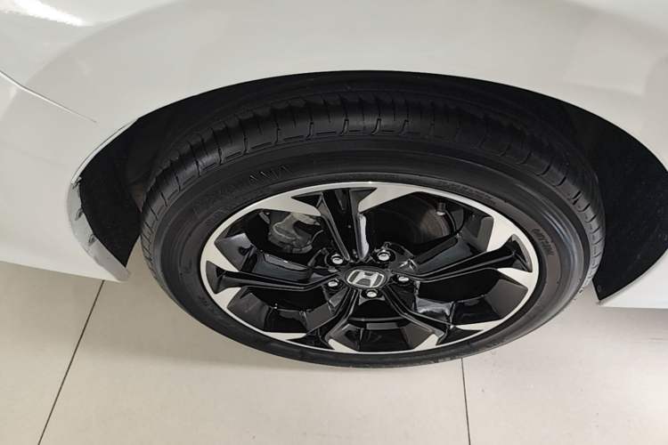 Used Honda Civic 2025 240TURBO CVT SmartFun Pro Right Rear Wheel Hub