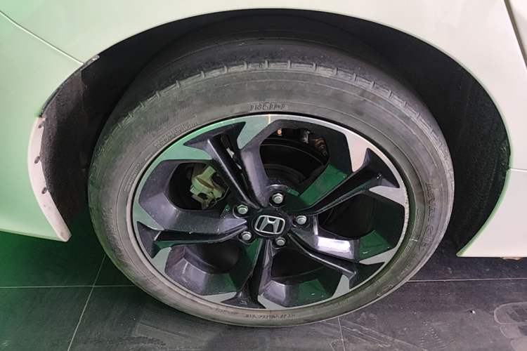 Used Honda Civic 2025 240TURBO CVT SmartFun Pro Right Rear Wheel Hub