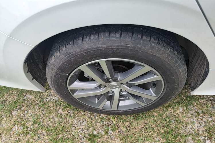 Used Honda Civic 2025 240TURBO CVT Smart & Fun Plus Right Rear Wheel Hub