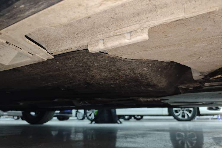 Used Honda Civic 2025 240TURBO CVT SmartFun Pro Right Side Sill