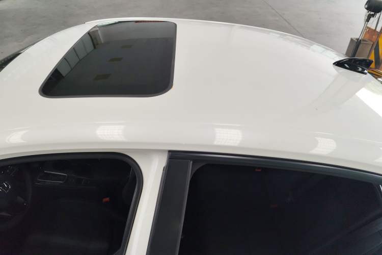 Used Honda Civic 2025 240TURBO CVT SmartFun Pro Roof