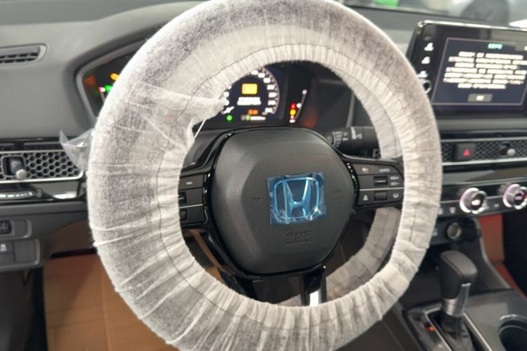 Used Honda Civic 2025 240TURBO CVT SmartFun Pro Steering Wheel