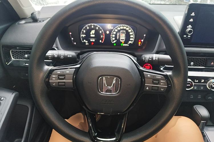 Used Honda Civic 2025 240TURBO CVT Smart & Fun Plus Steering Wheel
