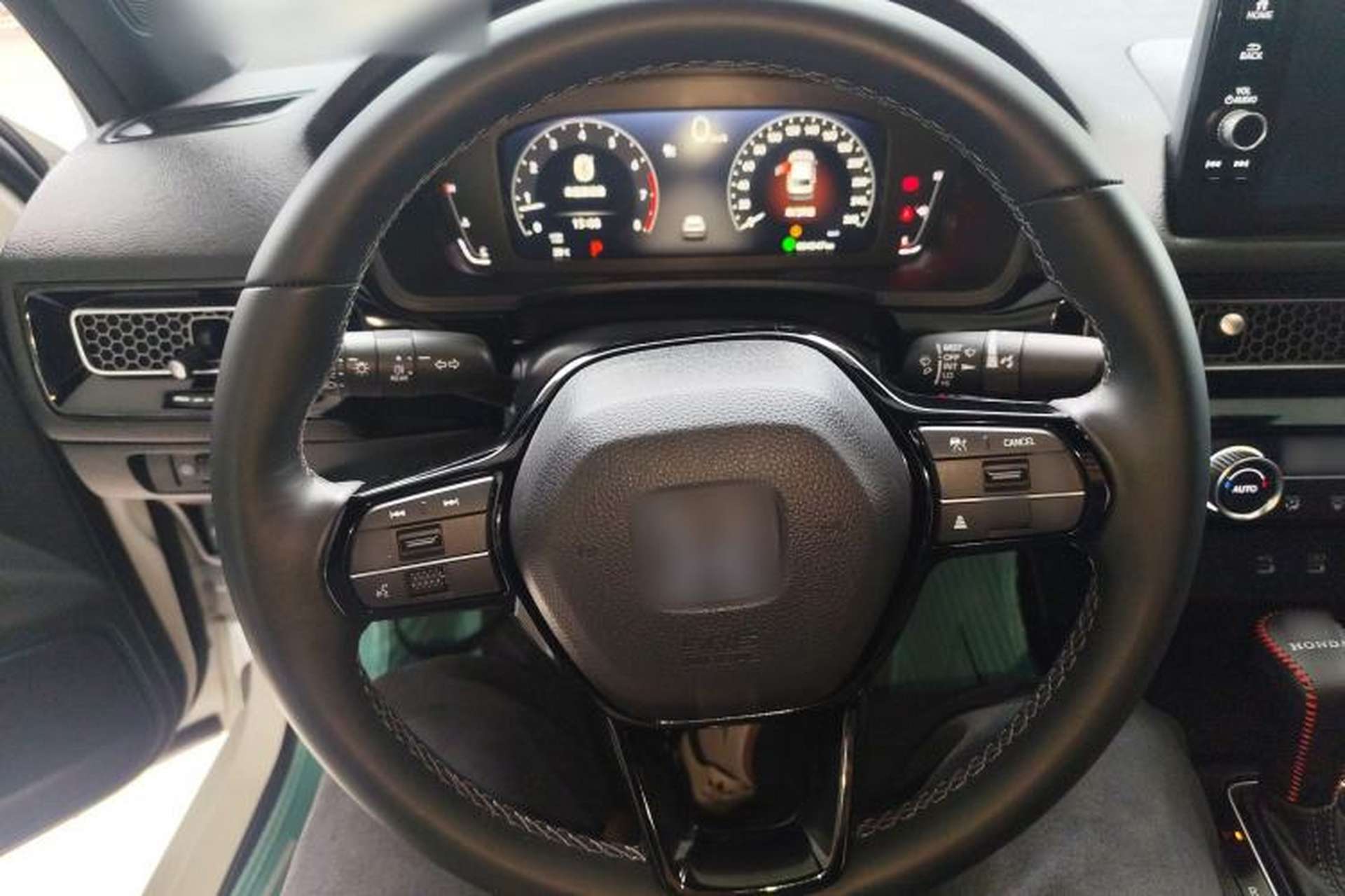 Used Honda Civic 2025 240TURBO CVT SmartFun Pro Steering Wheel