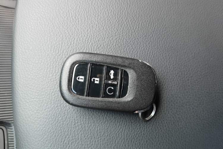 Used Honda Civic 2025 240TURBO CVT SmartFun Pro Vehicle Key