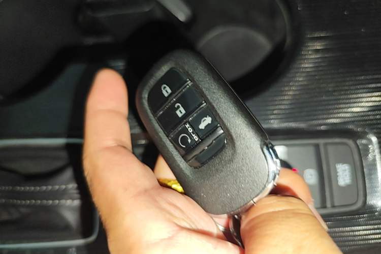 Used Honda Civic 2025 240TURBO CVT Smart & Fun Plus Vehicle Key