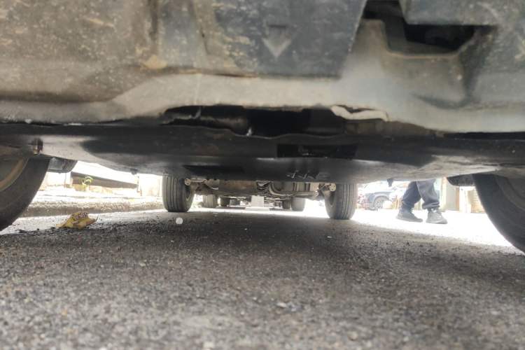 Used Honda CR-V 2004 2.0L Chassis Front
