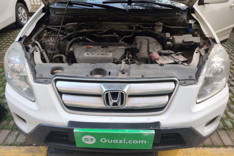 Used Honda CR-V 2005 2.4L automatic Engine Bay