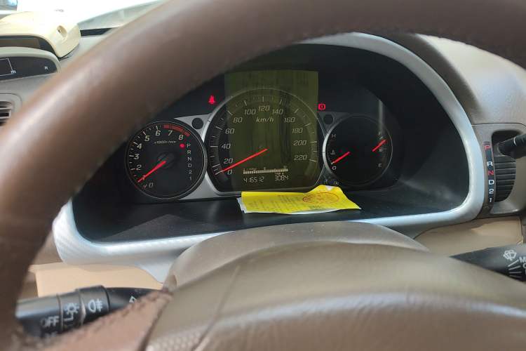 Used Honda CR-V 2005 2.4L automatic Instrument Cluster