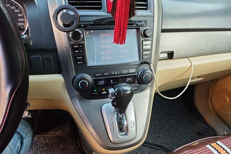 Used Honda CR-V 2007 2.4L automatic four-wheel drive luxury edition Audio And AC Panel