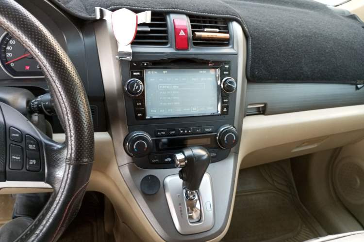 Used Honda CR-V 2007 2.4L automatic four-wheel drive luxury edition Audio And AC Panel