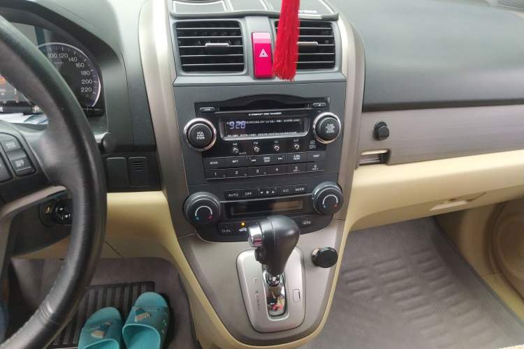 Used Honda CR-V 2007 2.4L automatic four-wheel drive luxury edition Audio And AC Panel