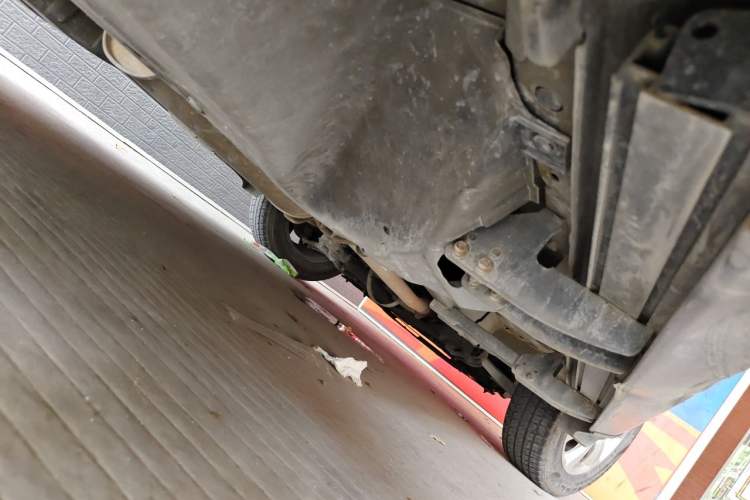 Used Honda CR-V 2007 2.0L Automatic Four-Wheel Drive Classic Edition Chassis Rear Right