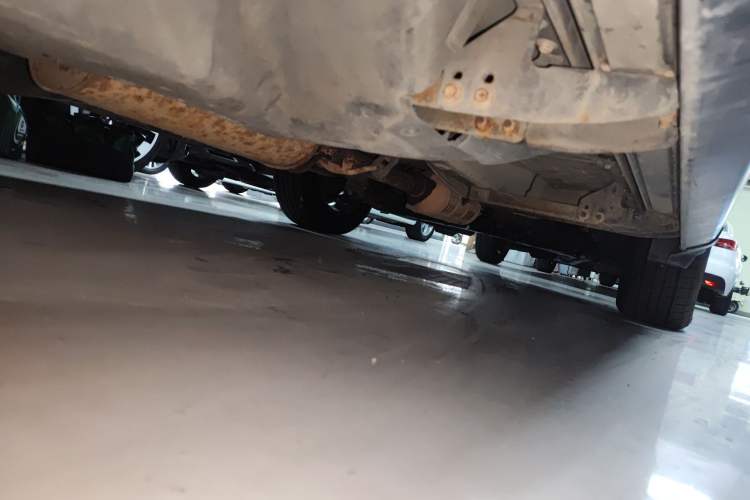 Used Honda CR-V 2007 2.4L automatic four-wheel drive luxury edition Chassis Rear Right