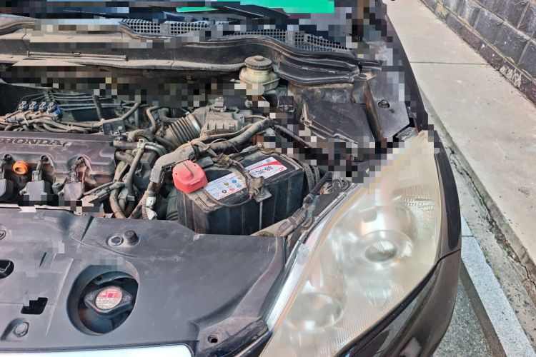 Used Honda CR-V 2007 2.0L Automatic Four-Wheel Drive Classic Edition Engine Bay Left