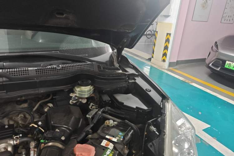 Used Honda CR-V 2007 2.4L automatic four-wheel drive luxury edition Engine Bay Left