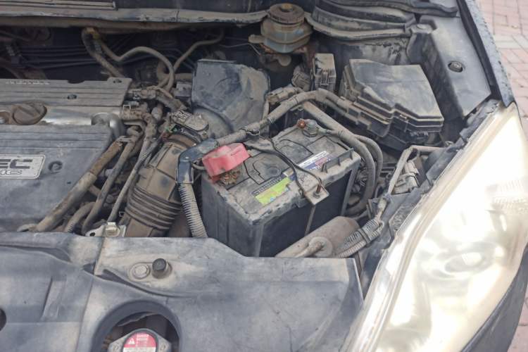 Used Honda CR-V 2007 2.4L automatic four-wheel drive luxury edition Engine Bay Left