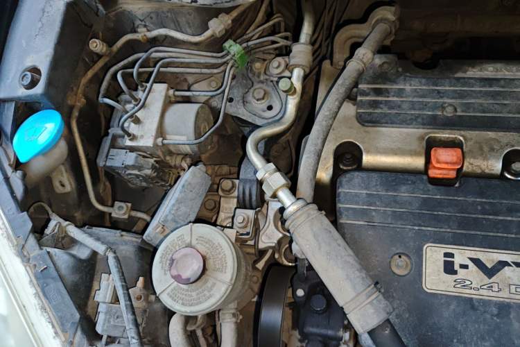 Used Honda CR-V 2007 2.4L automatic four-wheel drive luxury edition Engine Bay Right