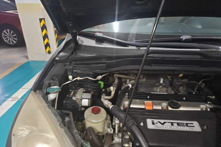 Used Honda CR-V 2007 2.4L automatic four-wheel drive luxury edition Engine Bay Right