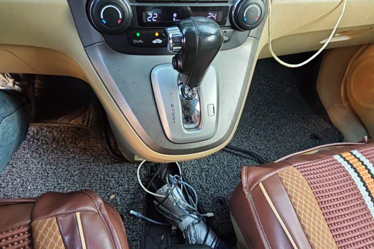 Used Honda CR-V 2007 2.4L automatic four-wheel drive luxury edition Gear Lever