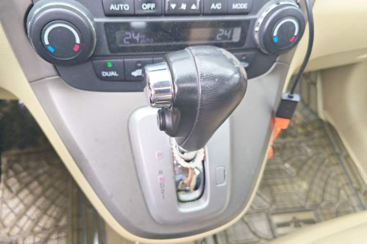 Used Honda CR-V 2007 2.4L automatic four-wheel drive luxury edition Gear Lever