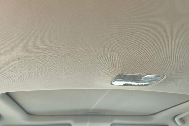 Used Honda CR-V 2007 2.4L automatic four-wheel drive Prestige Edition Headliner