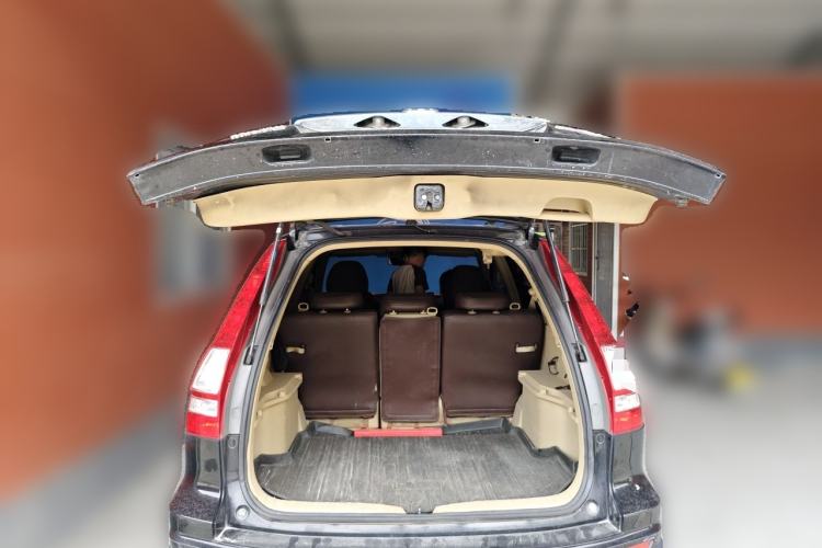 Used Honda CR-V 2007 2.0L Automatic Four-Wheel Drive Classic Edition Trunk