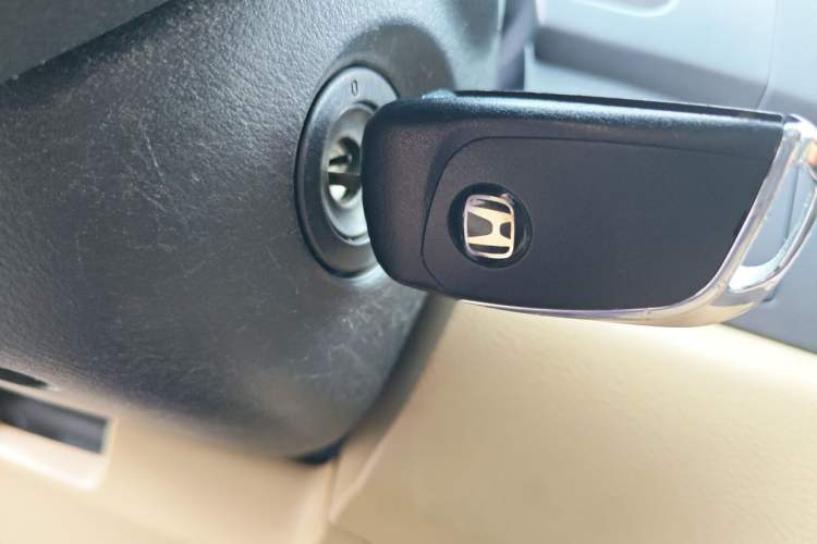 Used Honda CR-V 2007 2.4L automatic four-wheel drive luxury edition Vehicle Key