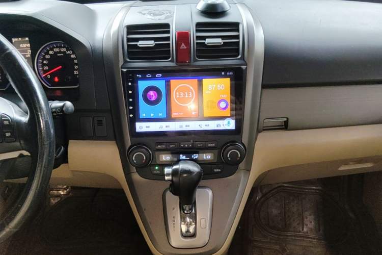 Used Honda CR-V 2007 2.4L automatic four-wheel drive Prestige Edition Audio And AC Panel