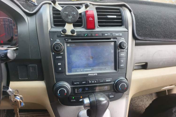 Used Honda CR-V 2007 2.4L automatic four-wheel drive luxury edition Audio And AC Panel