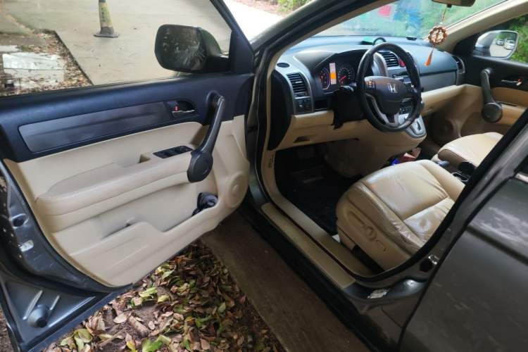 Used Honda CR-V 2007 2.4L automatic four-wheel drive luxury edition Driver Seat