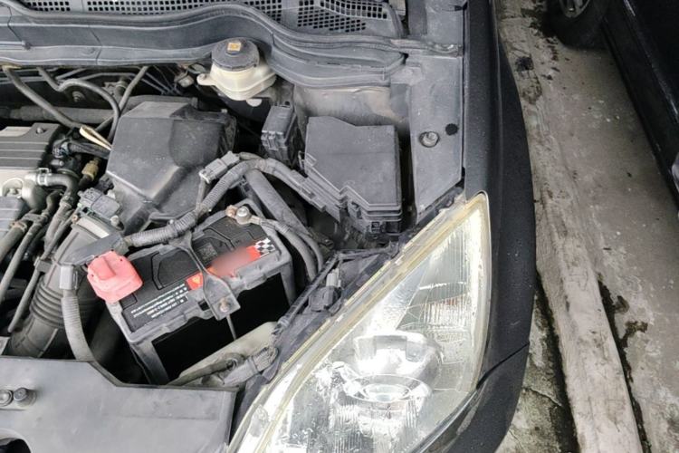 Used Honda CR-V 2007 2.4L automatic four-wheel drive Prestige Edition Engine Bay Left
