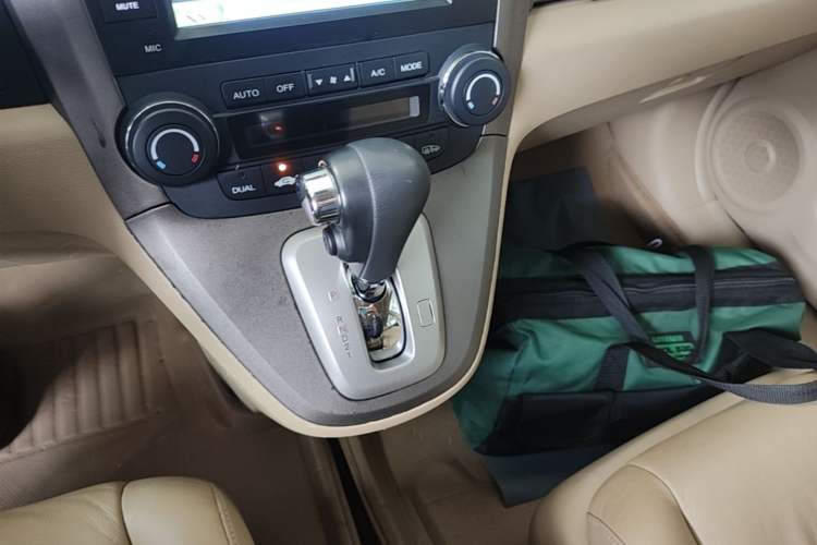 Used Honda CR-V 2007 2.4L automatic four-wheel drive luxury edition Gear Lever