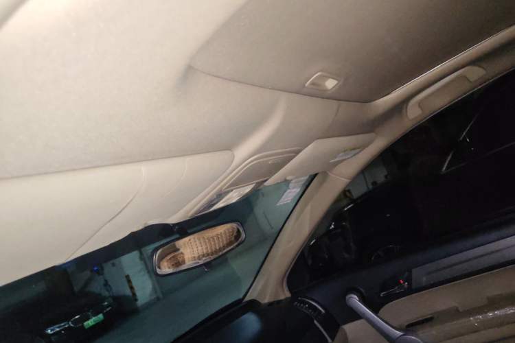 Used Honda CR-V 2007 2.4L automatic four-wheel drive luxury edition Headliner