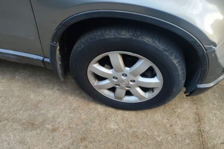 Used Honda CR-V 2007 2.4L automatic four-wheel drive luxury edition Right Front Wheel Hub