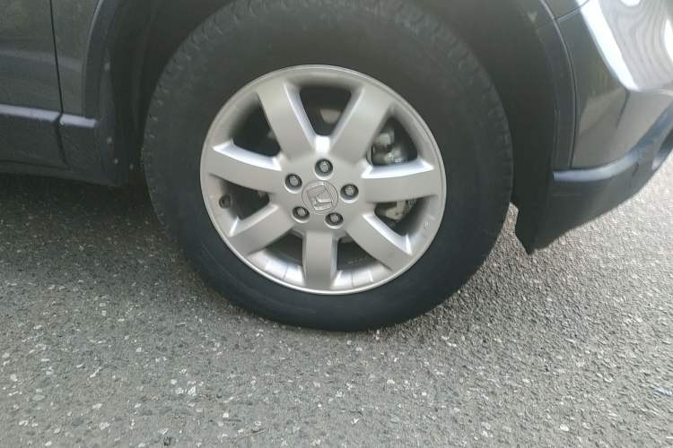 Used Honda CR-V 2007 2.4L automatic four-wheel drive Prestige Edition Right Front Wheel Hub