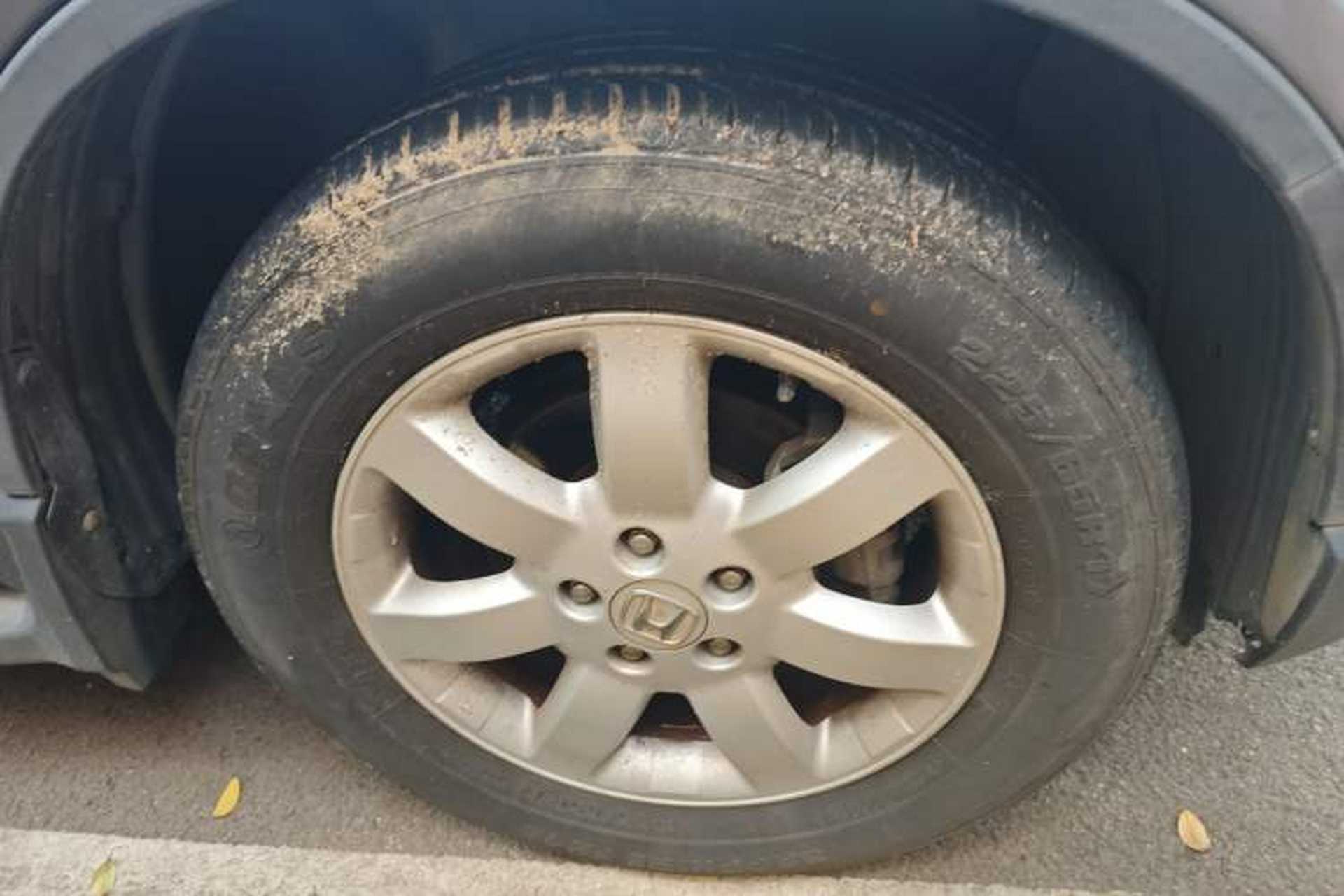 Used Honda CR-V 2007 2.4L automatic four-wheel drive luxury edition Right Front Wheel Hub